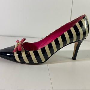 Kate, spade high heels Italy black and white striped hot pink bow, 8 1/2 B